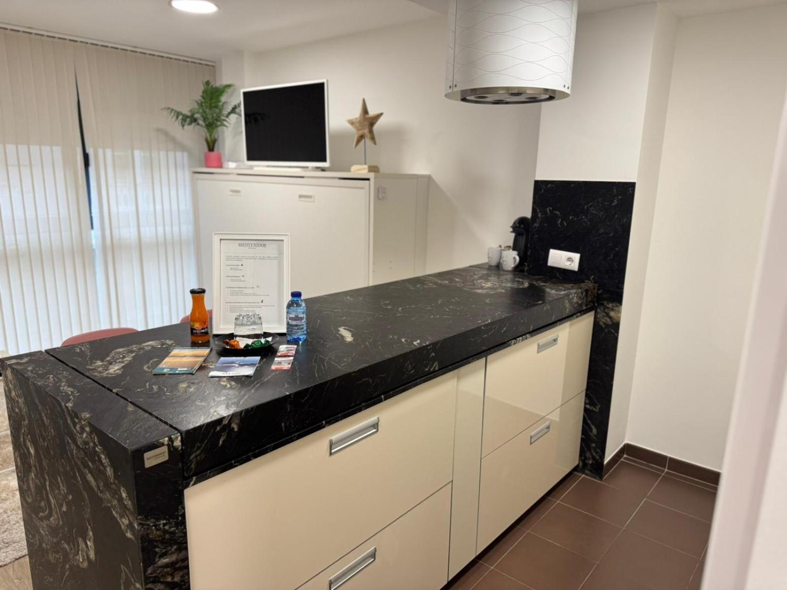 Estudio Centrico De Lujo Vigo Exteriör bild